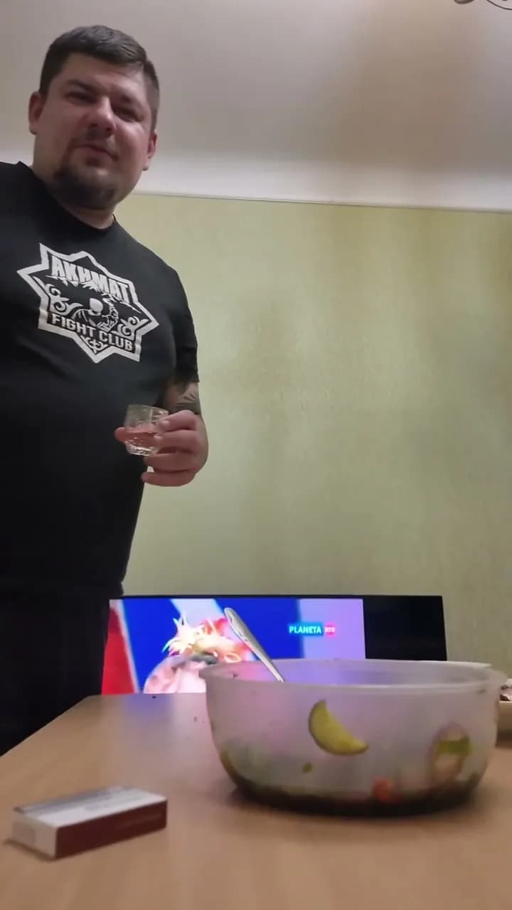 Зимний ужин, кадр 6